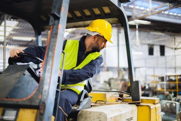 Benefits of Data Predictive Analytics in Manufacturing
